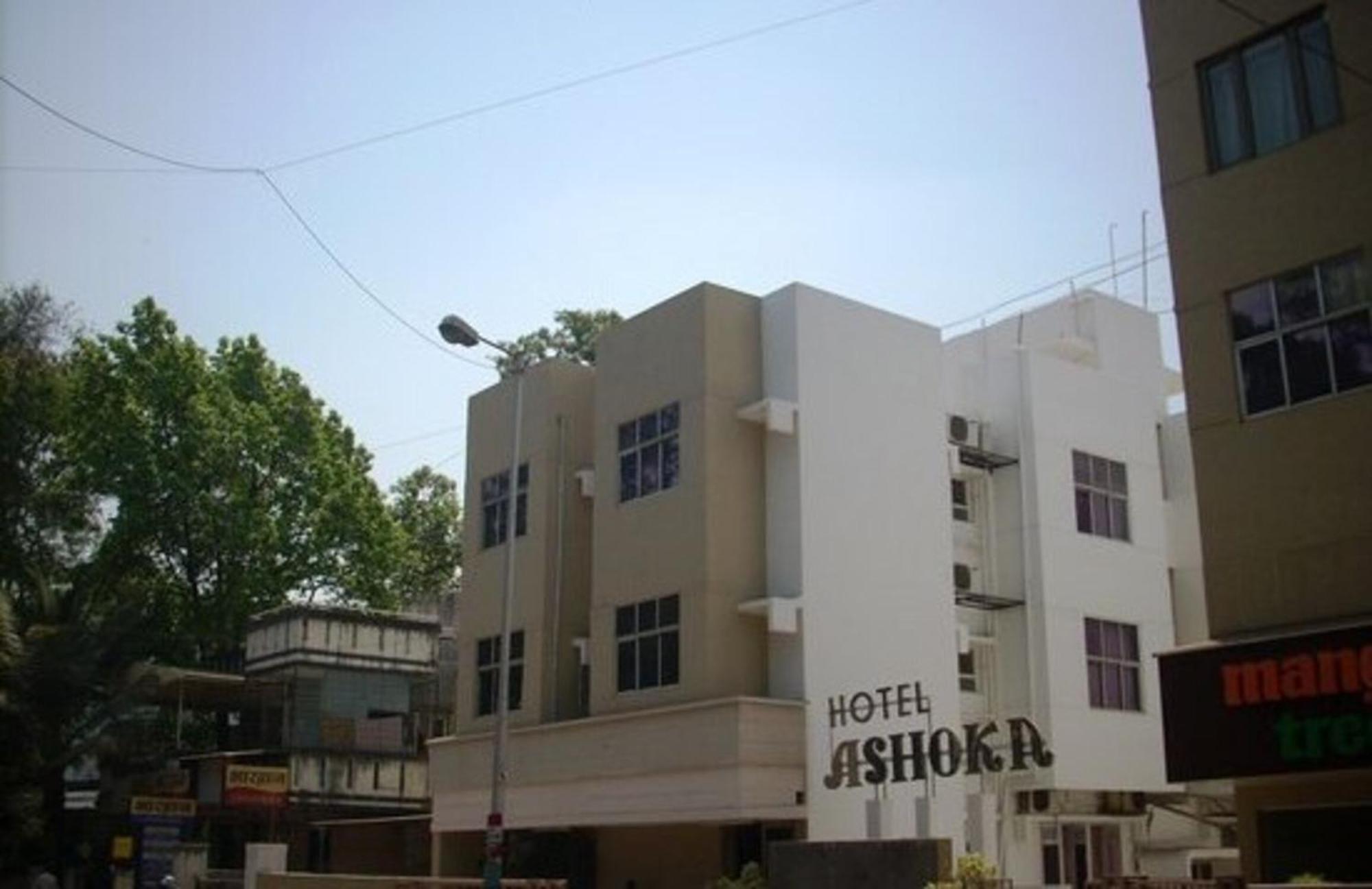 Hotel Ashoka, Pune Yerandwane ภายนอก รูปภาพ