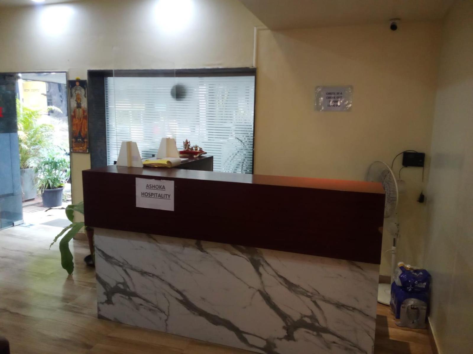 Hotel Ashoka, Pune Yerandwane ภายนอก รูปภาพ