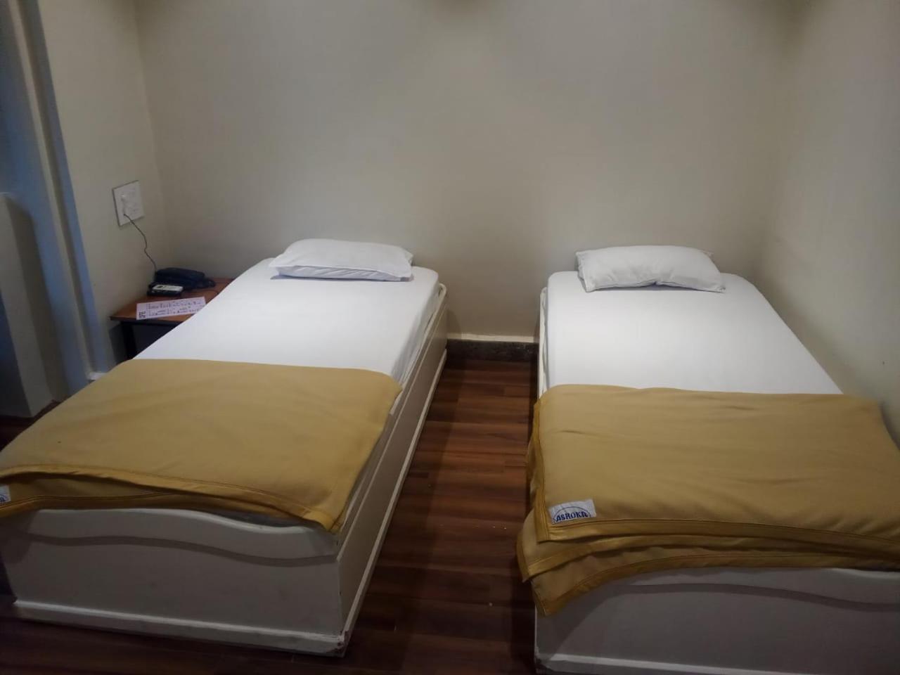 Hotel Ashoka, Pune Yerandwane ภายนอก รูปภาพ
